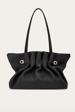 Load image into Gallery viewer, Ferragamo Soft-Bag (M)