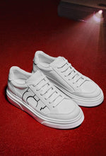 Load image into Gallery viewer, Cassina in Optic white/Black