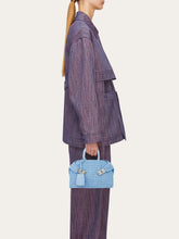 Load image into Gallery viewer, Hug Raffia in Sky Blue (Mini)