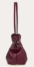 Load image into Gallery viewer, Ferragamo Soft-bag (M)