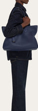 Load image into Gallery viewer, Star-shaped tote bag (L)