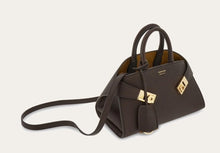 Load image into Gallery viewer, Hug bicolor handbag (XS)