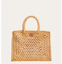 Load image into Gallery viewer, Ferragamo Studio Box bag (M)
