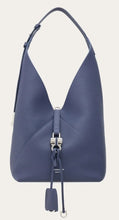 Load image into Gallery viewer, V-shaped hobo bag (M)