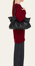 Load image into Gallery viewer, Ferragamo Soft-bag (L)
