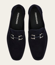 Load image into Gallery viewer, Grandioso Suede in navy
