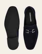 Load image into Gallery viewer, Grandioso Suede in navy