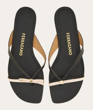 Load image into Gallery viewer, Abibi Sandals