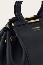 Load image into Gallery viewer, Gancini bucket bag