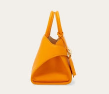 Load image into Gallery viewer, Hug handbag (XS)

