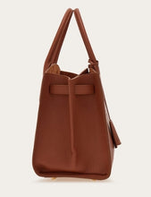 Load image into Gallery viewer, New Ferragamo Studio soft bag (L)
