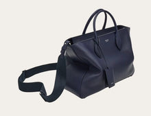 Load image into Gallery viewer, Tote bag (L)
