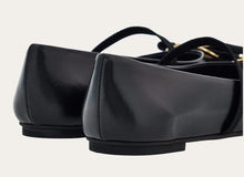 Load image into Gallery viewer, Zina (New Vara plate ballet flat in Black)
