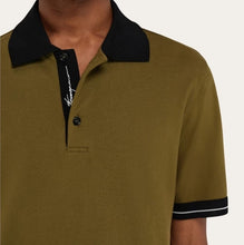 Load image into Gallery viewer, Polo shirt with color block detail
