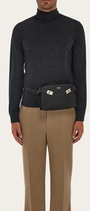 Hug belt bag