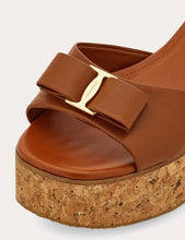 Load image into Gallery viewer, Selna Iconic bow wedge sandal
