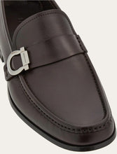 Load image into Gallery viewer, Caspian in Brown
