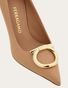 Lara pump in Amaretti