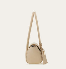 Load image into Gallery viewer, East-West tote bag (S)
