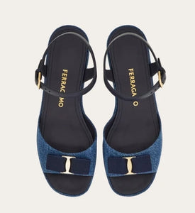 Selna Iconic bow platform sandal
