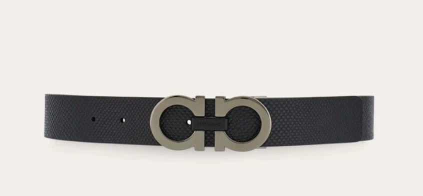 Reversible and adjustable Gancini belt
Color: Black/brown