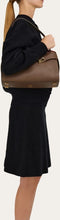 Load image into Gallery viewer, Hug soft bicolor shoulder bag (M)
Color: Clay/Flame red (Pre-sale)
