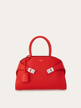 Load image into Gallery viewer, Hug Handbag in Flame Red (M)
