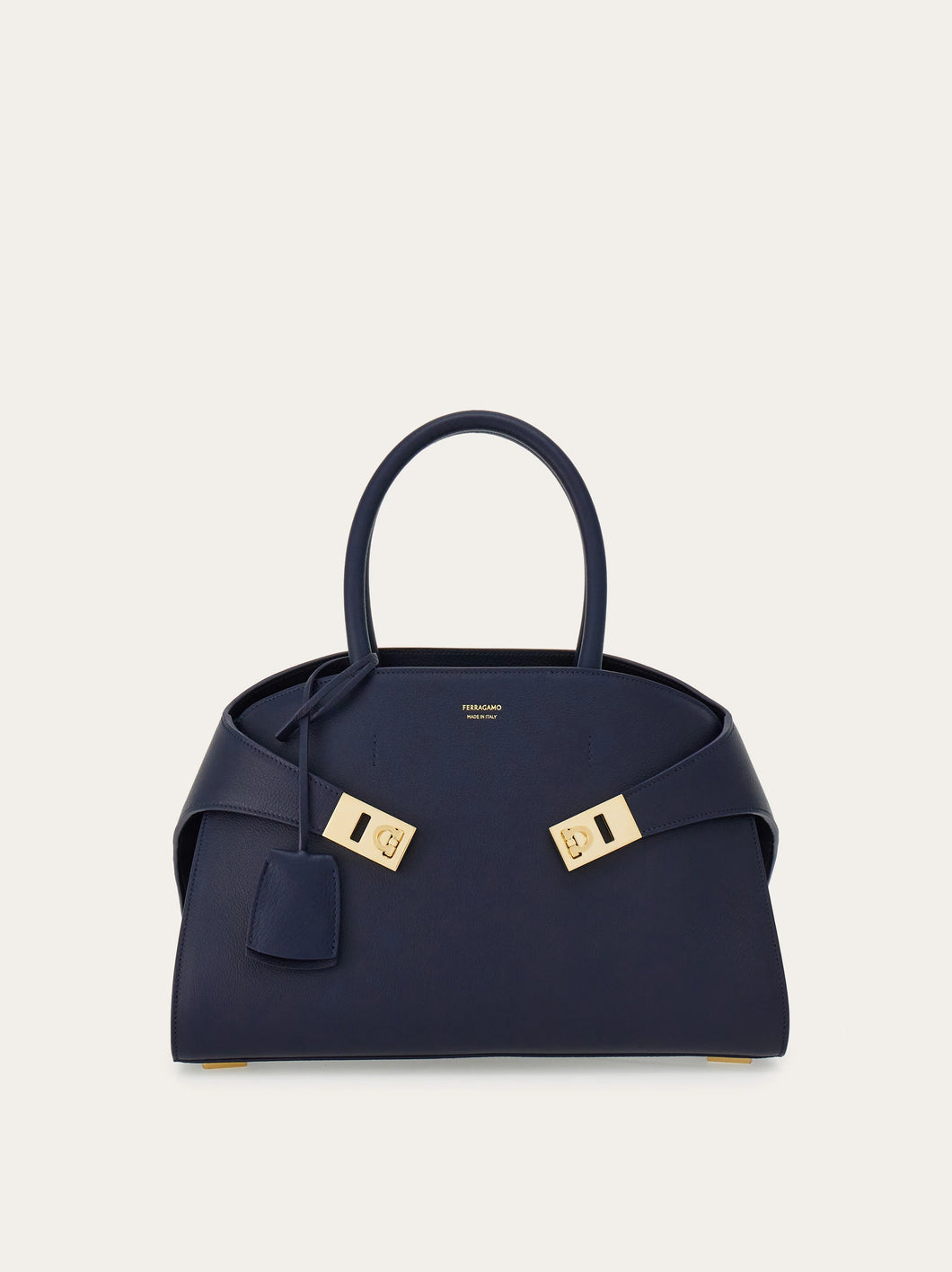 Hug Handbag in Midnight Blue (M)
