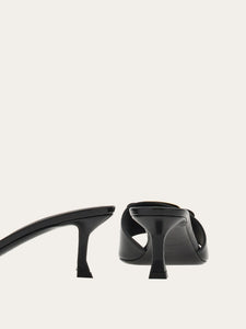 Zelie in Nero