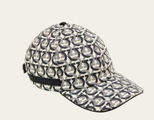 Load image into Gallery viewer, Gancini baseball cap

