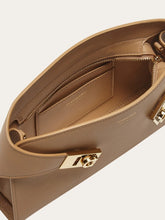 Load image into Gallery viewer, Hug Crossbody Bag in Light Camel
