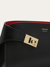 Load image into Gallery viewer, Hug Crossbody Bag in Black/Flame Red
