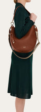 Load image into Gallery viewer, North-South hobo bag (M)(Pre-order)
