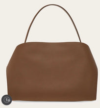 Load image into Gallery viewer, Hug Soft bicolor shoulder bag (L)
