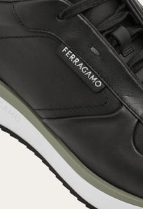 America Low cut sneakers