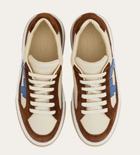 Load image into Gallery viewer, Cassina in Brown/Mascarpone/Santorini Blue
