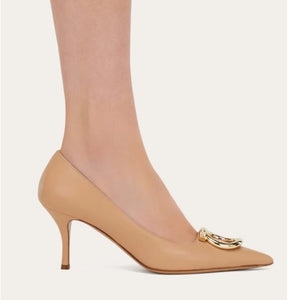 Lara pump in Amaretti