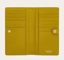 Load image into Gallery viewer, Gancini continental wallet

