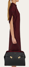 Load image into Gallery viewer, Hug soft bicolor shoulder bag (L)
