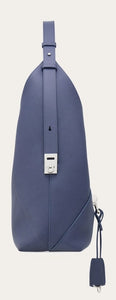 V-shaped hobo bag (M)