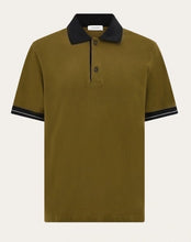 Load image into Gallery viewer, Polo shirt with color block detail
