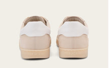 Load image into Gallery viewer, Athena Sneaker in cream(Pre-order)
