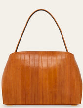 Load image into Gallery viewer, Hug soft bicolor shoulder bag (M)
