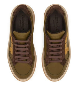 Cassina in olive