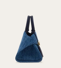 Load image into Gallery viewer, Hug handbag (XS) in denim
