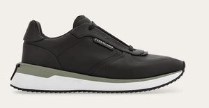America Low cut sneakers