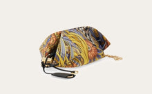 Load image into Gallery viewer, Gancini chain folded clutch
