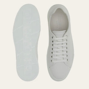 Clayton in Bianco