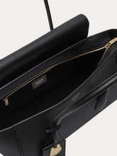 Load image into Gallery viewer, East-West Tote Bag in Black (M)
