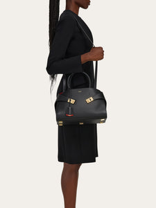 Hug Handbag in Black/Flame Red (M)